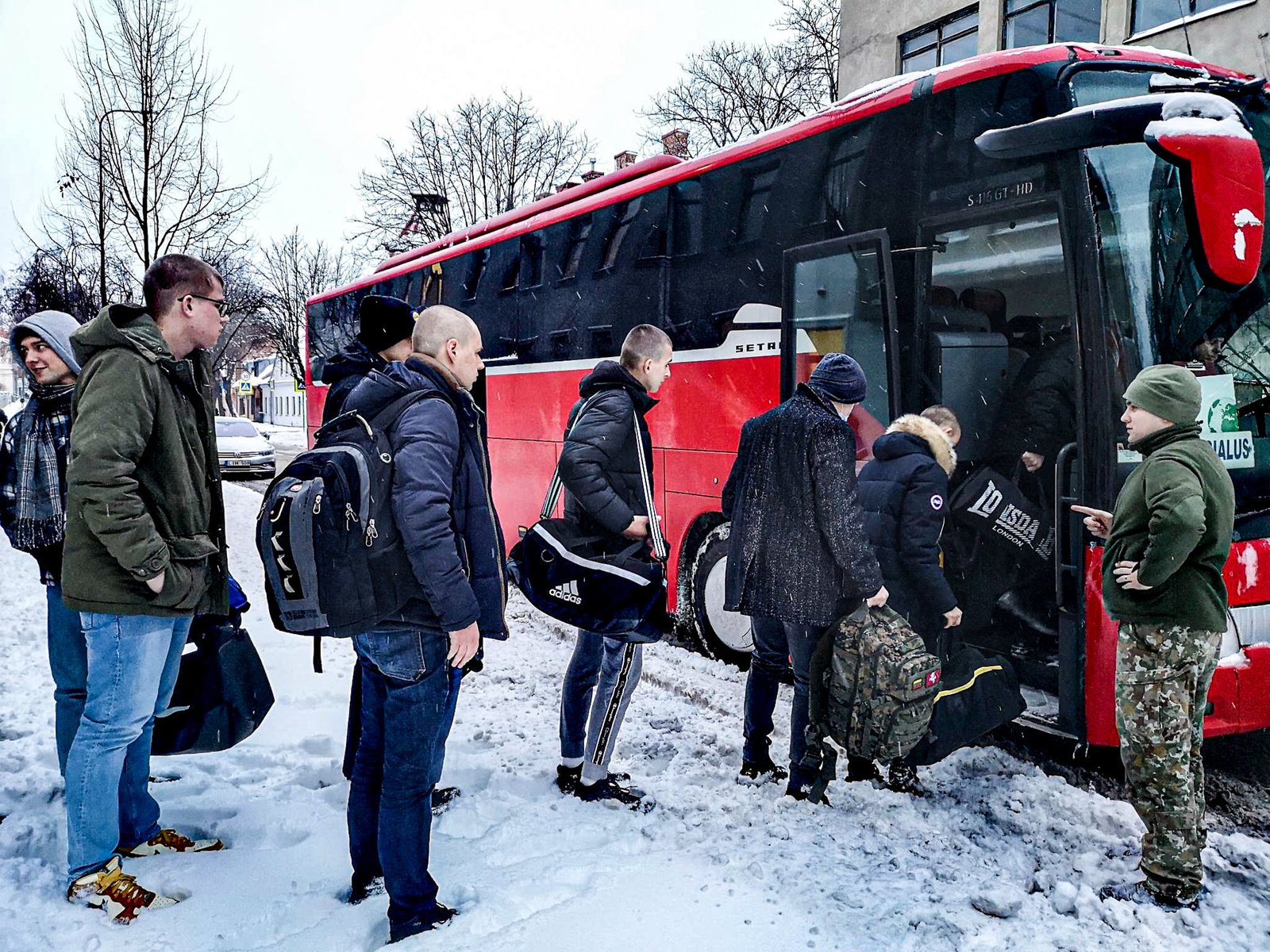 Pasitikrinkite: Paskelbti 2024 m. karo prievolininkų sąrašai