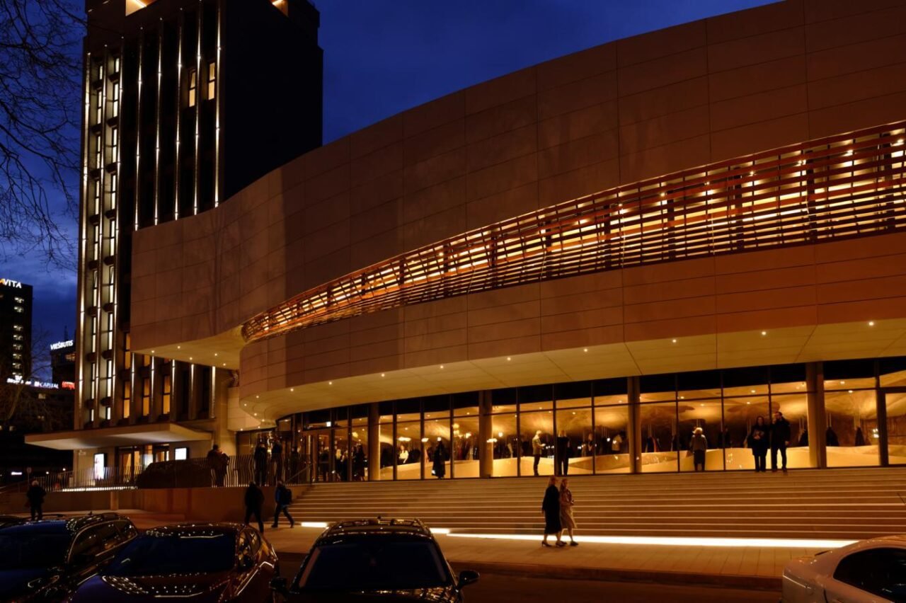 Teatro atidarymo gala koncertas. Martyno Aleksos nuotr.