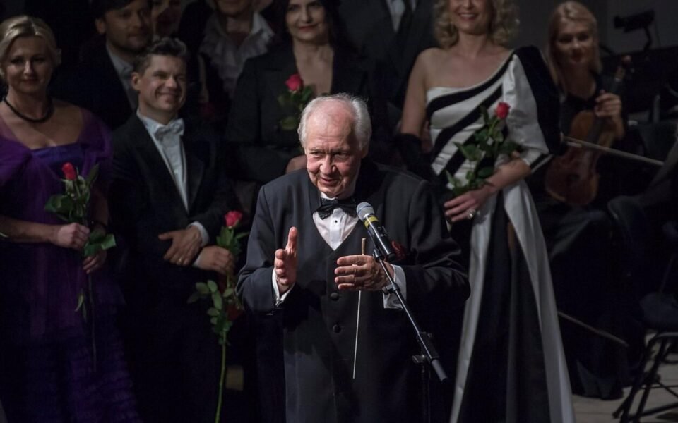 S.Domarko 80 m. jubiliejui skirto koncerto „Operetės šventė“ akimirkos. Olesios Kasabovos nuotr.