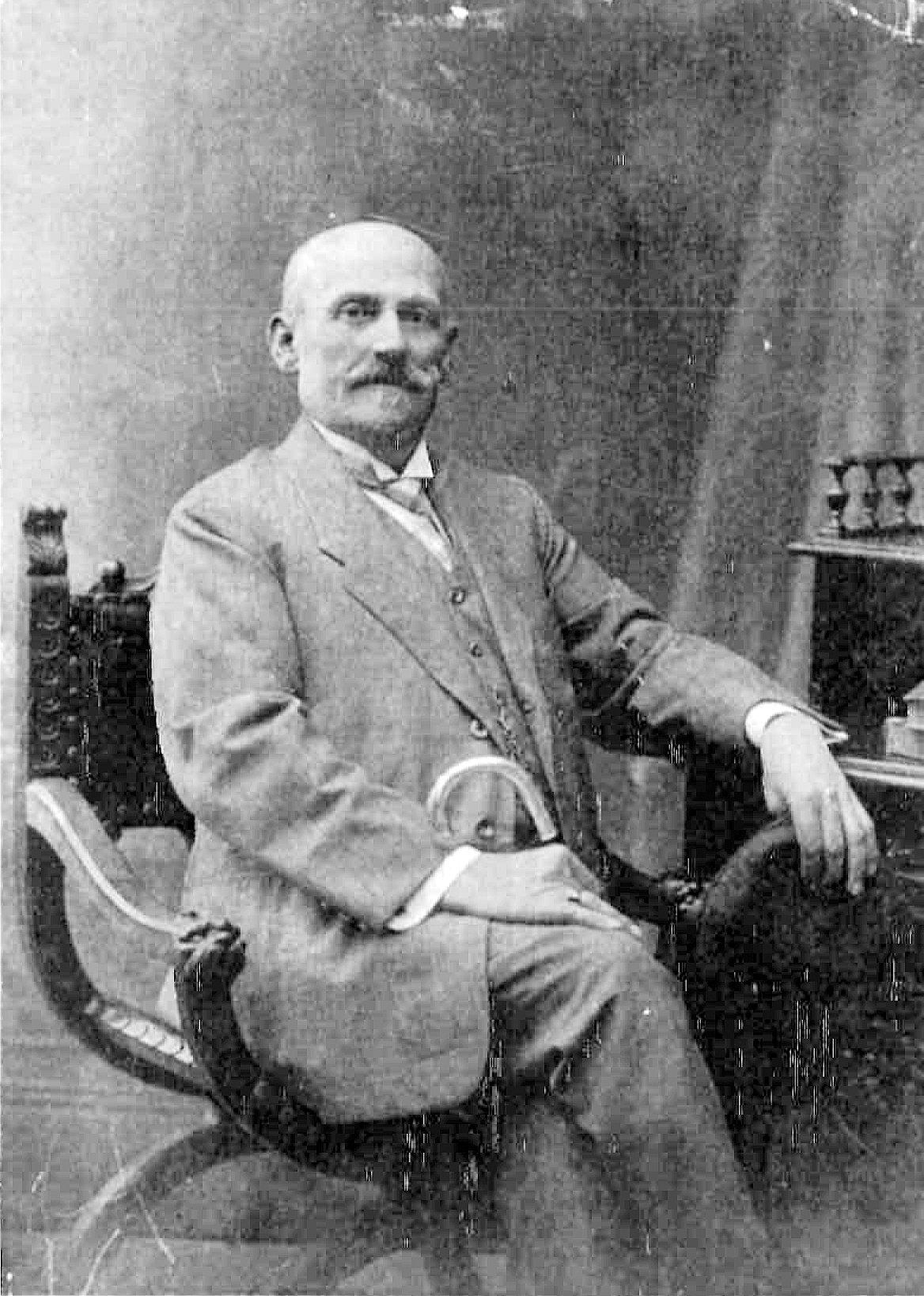 Josef Rifesser vyresnysis – šeimos bažnytinio meno dirbtuvės įkūrėjas.Apie 1900 m. Rifesser šeimos archyvo nuotr.