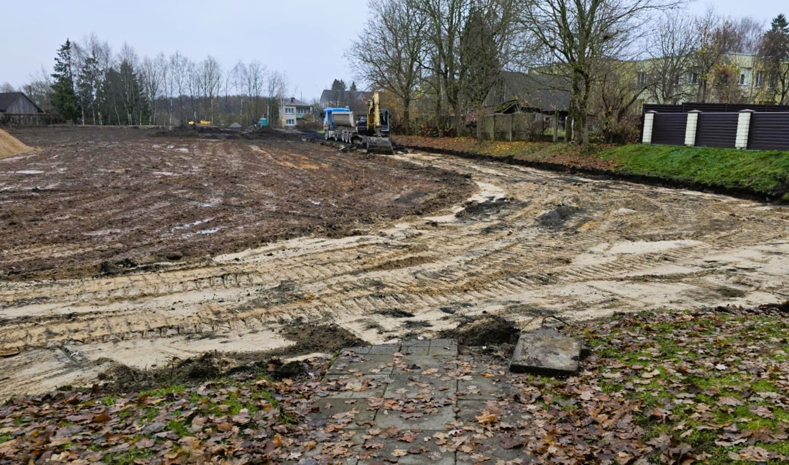 Pradėti Salantų stadiono rekonstrukcijos darbai