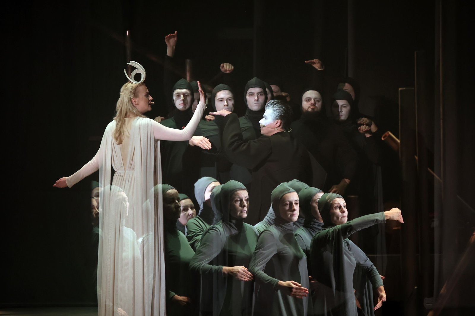 Opera-poema „Strazdas – žalias paukštis“. Panevėžio muzikinio teatro nuotrauka