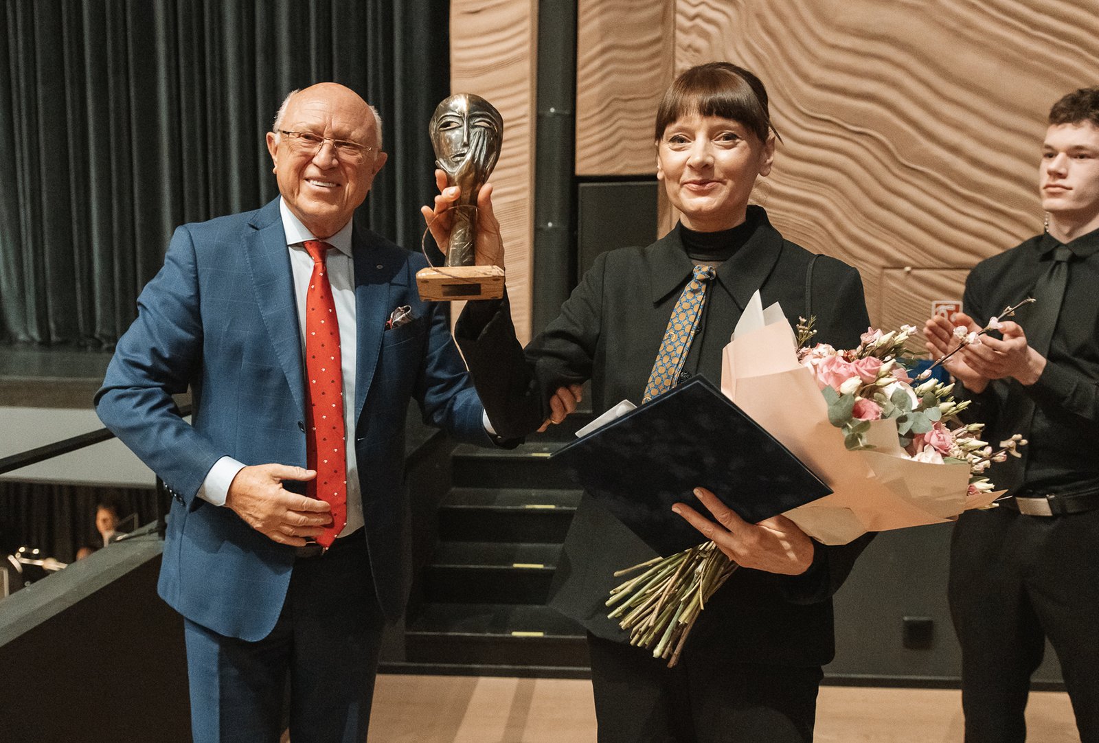 Jubiliejinė „Mūza“ įteikta Klaipėdos valstybinio muzikinio teatro solistei Ritai Petrauskaitei